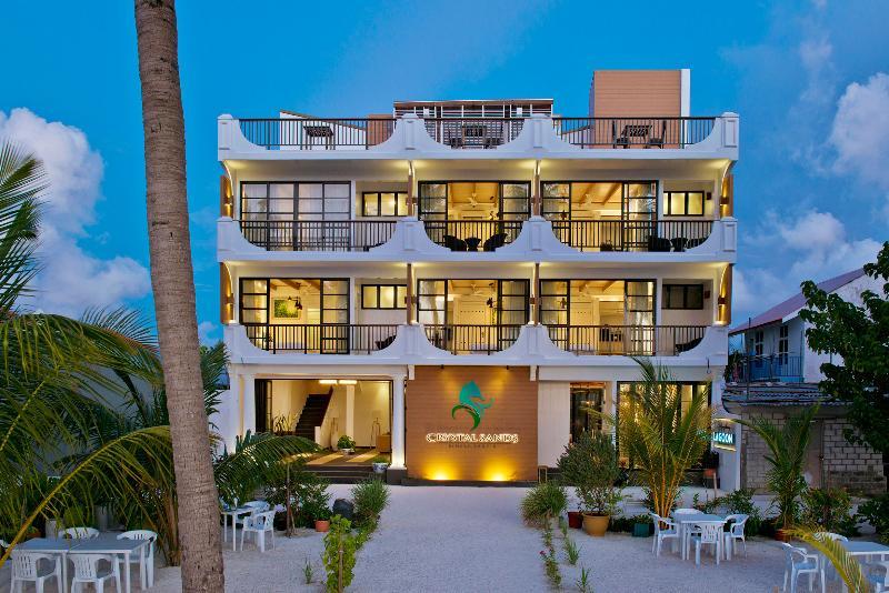 Crystal Sands Beach Hotel At Maafushi Exterior foto