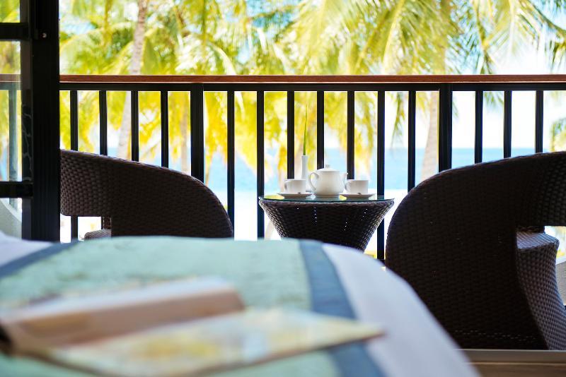 Crystal Sands Beach Hotel At Maafushi Exterior foto