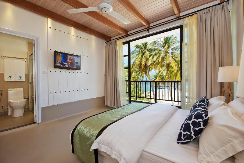 Crystal Sands Beach Hotel At Maafushi Exterior foto